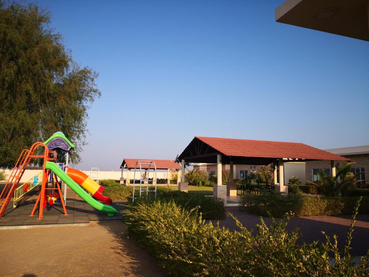 Almorouj Farm Inn - Badīyah Exteriér fotografie